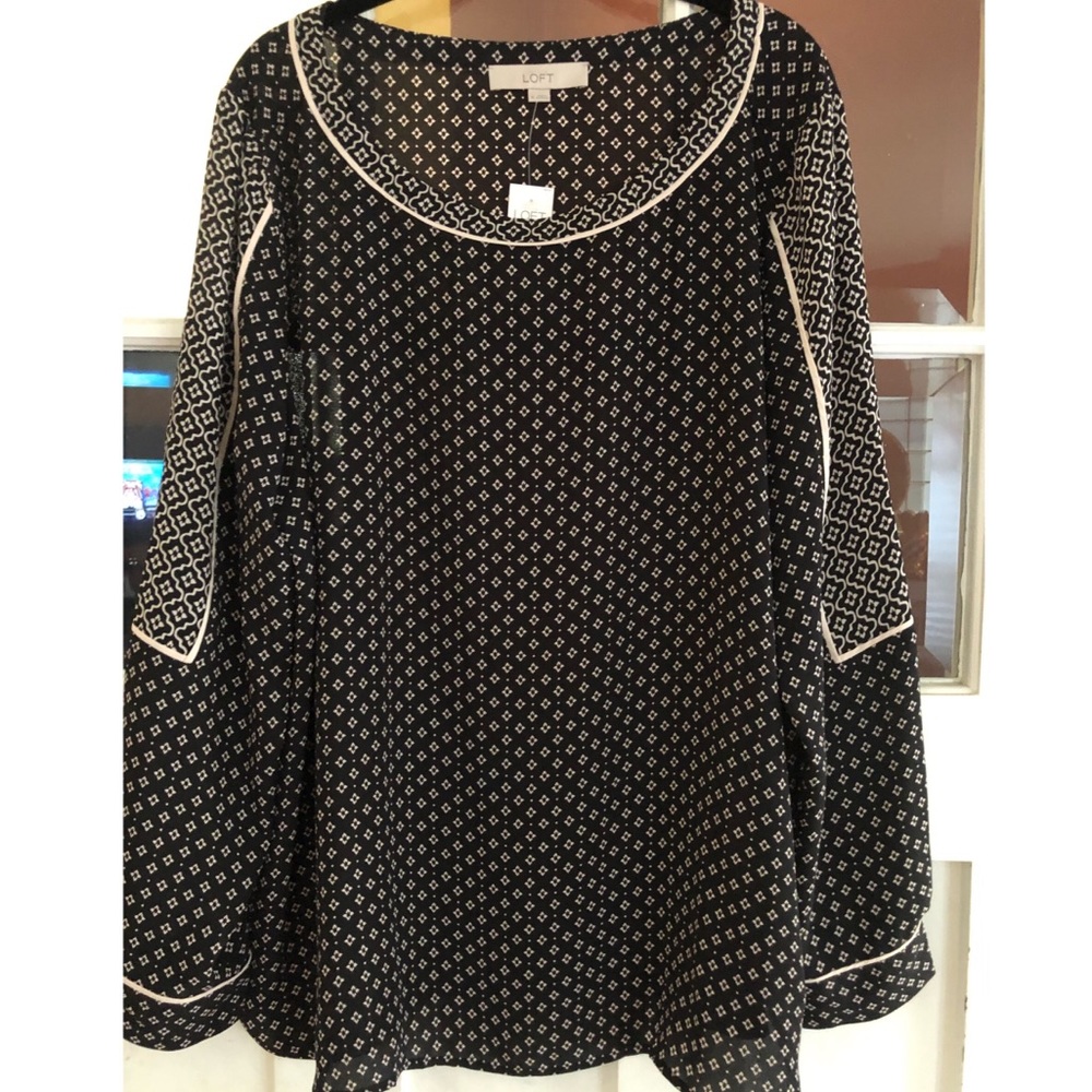 COPY - NWT Loft blouse black and cream geometric